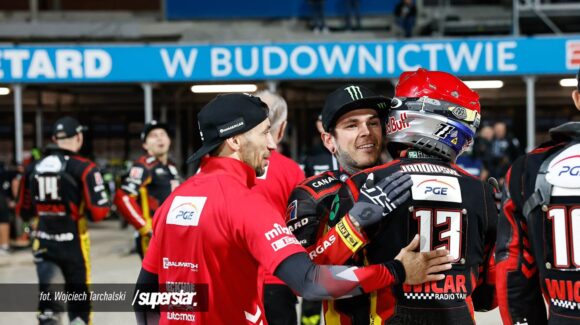 Janowski i Woffinden drużynowymi mistrzami Szwecji!