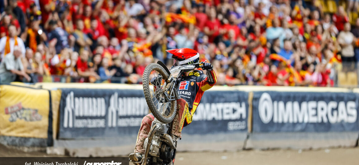 Dan Bewley na podium Speedway Grand Prix w Toruniu